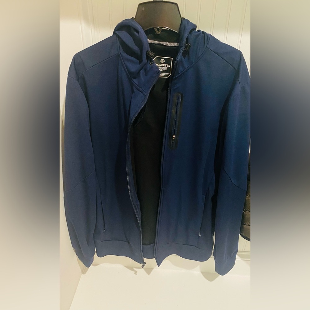 Mondetta blue hoodie